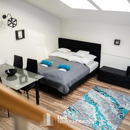 مييلتس Apartament Manhattan المظهر الخارجي الصورة