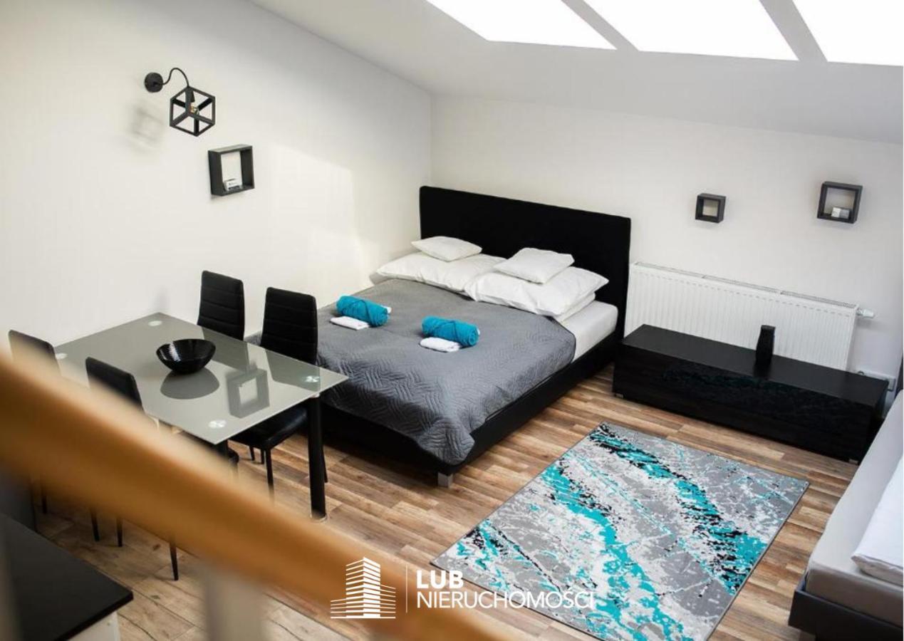 مييلتس Apartament Manhattan المظهر الخارجي الصورة
